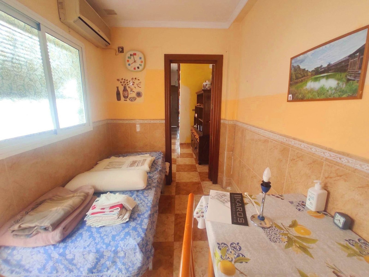 Huis te koop in Capuchinos | 4 slaapkamers H5365918