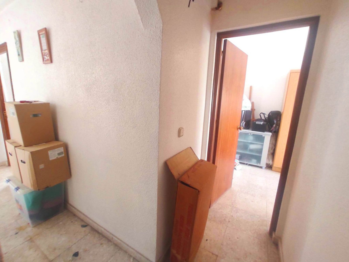 Huis te koop in Capuchinos | 4 slaapkamers H5365918