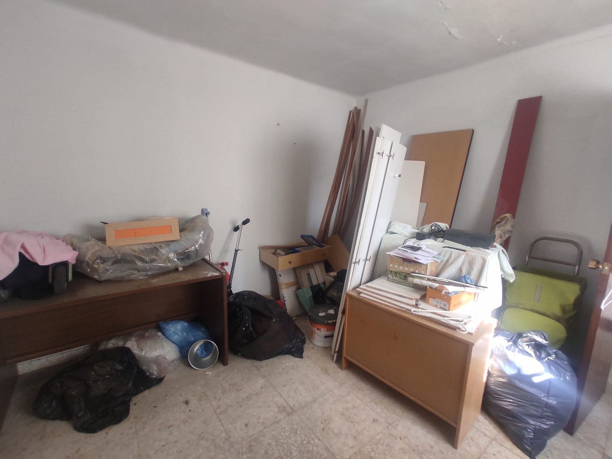 Huis te koop in Capuchinos | 4 slaapkamers H5365918