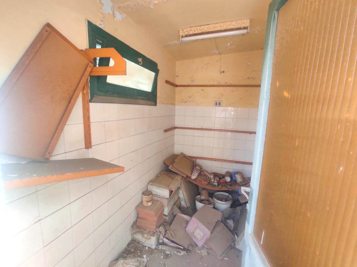 Huis te koop in Capuchinos | 4 slaapkamers H5365918