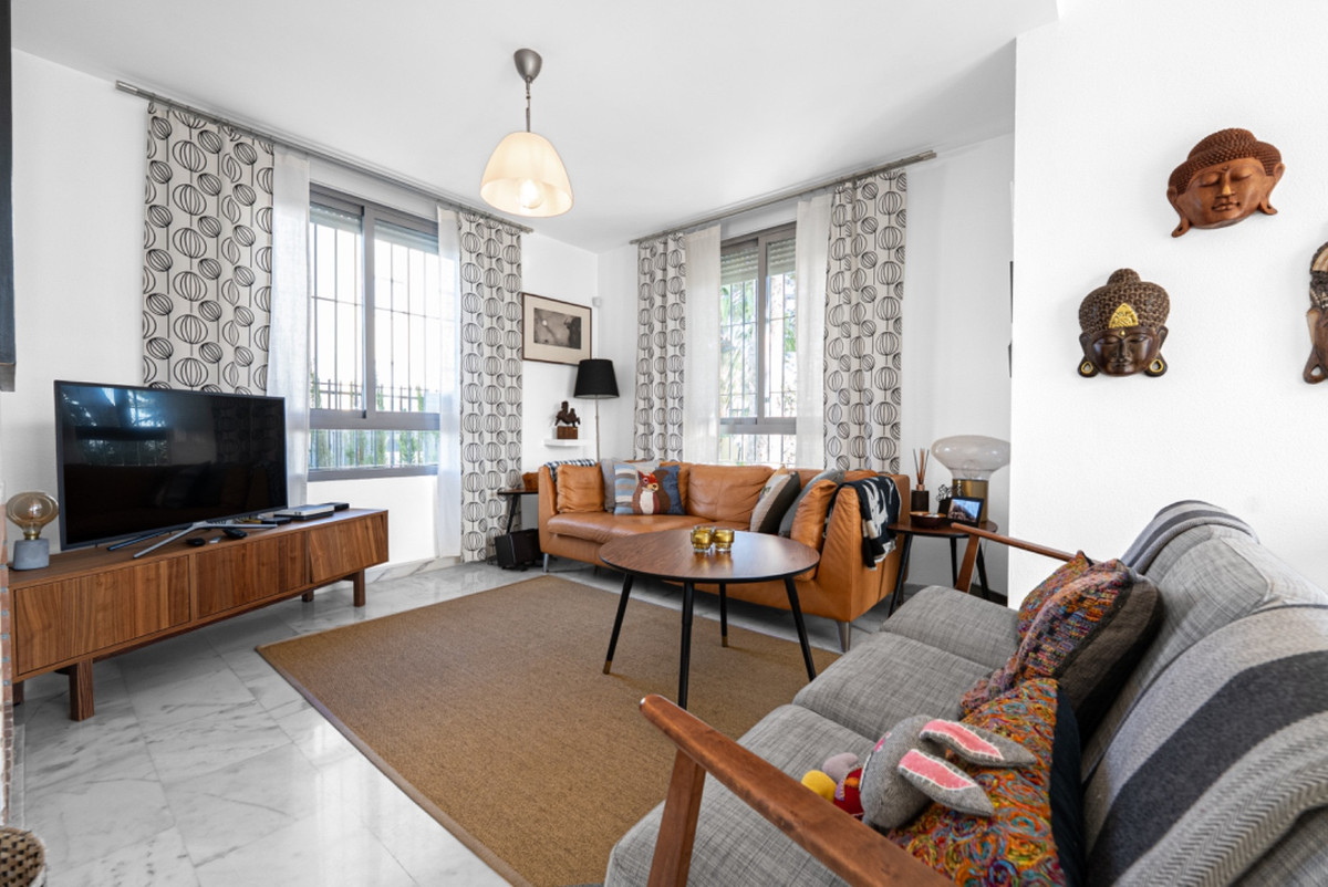 Geschakelde Woning in Carvajal-12