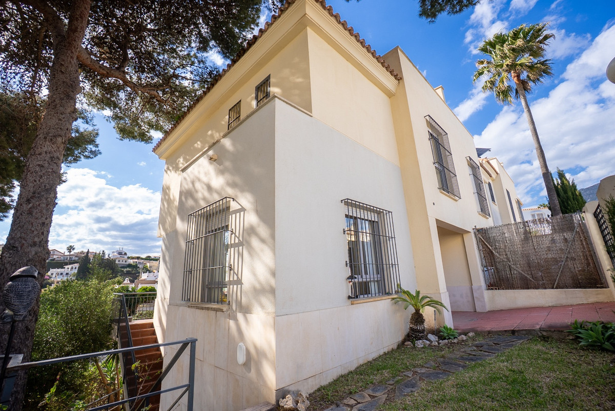 Geschakelde Woning in Carvajal-20
