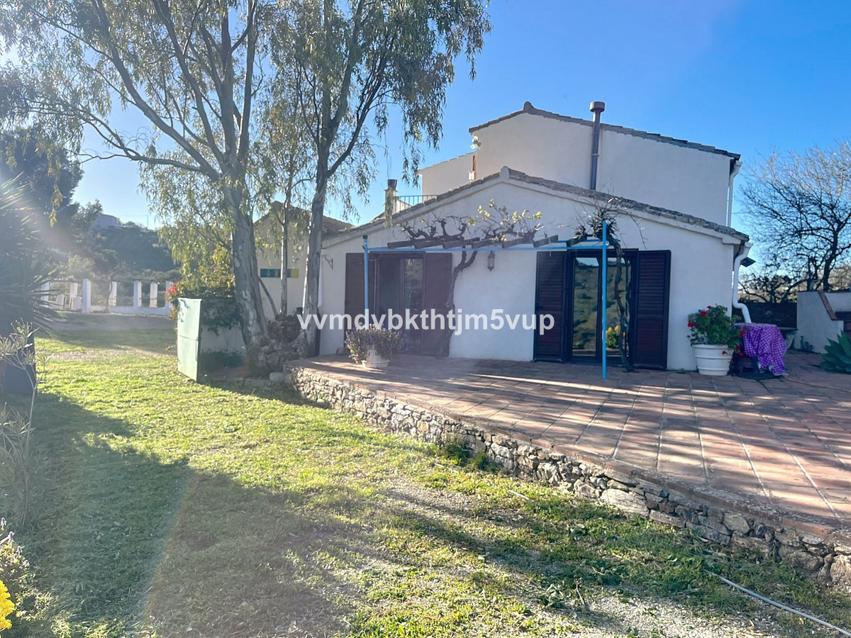 Semi-Vrijstaande Villa in Casabermeja-5