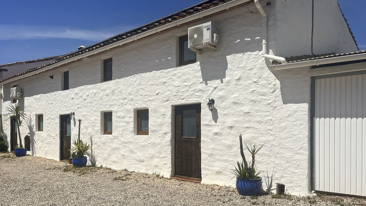 Property main view 33