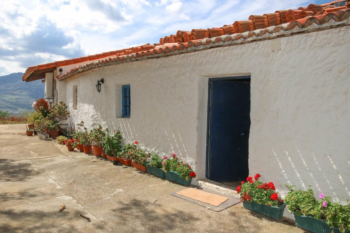 Huis te koop in Casarabonela | 3 slaapkamers H3390892