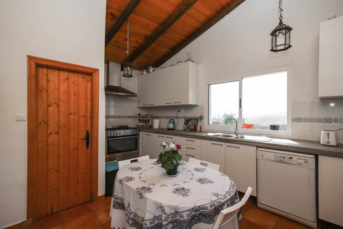 Huis te koop in Casarabonela | 3 slaapkamers H3390892