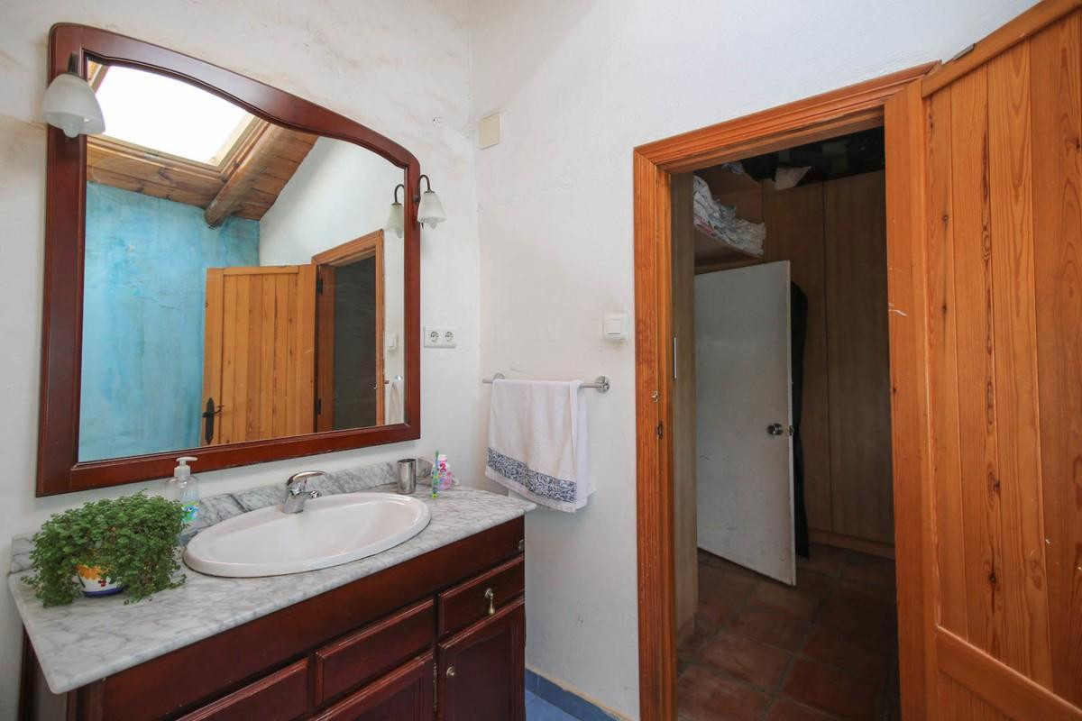 Huis te koop in Casarabonela | 3 slaapkamers H3390892
