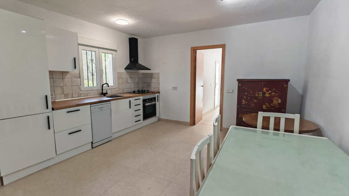 Huis te koop in Casarabonela | 4 slaapkamers H4898959