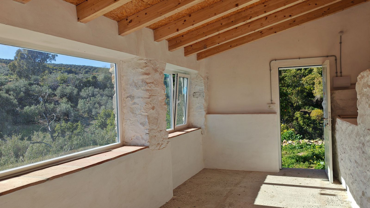 Huis te koop in Casarabonela | 4 slaapkamers H4898959