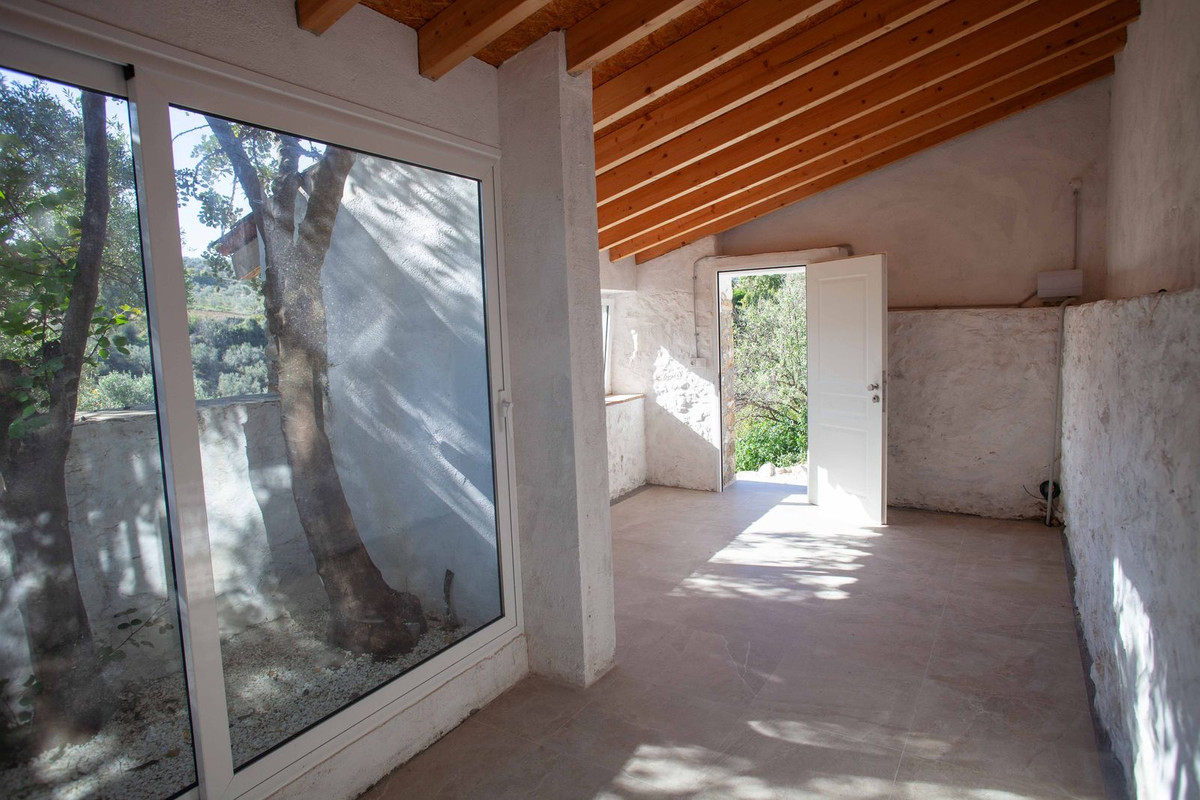 Huis te koop in Casarabonela | 4 slaapkamers H4898959