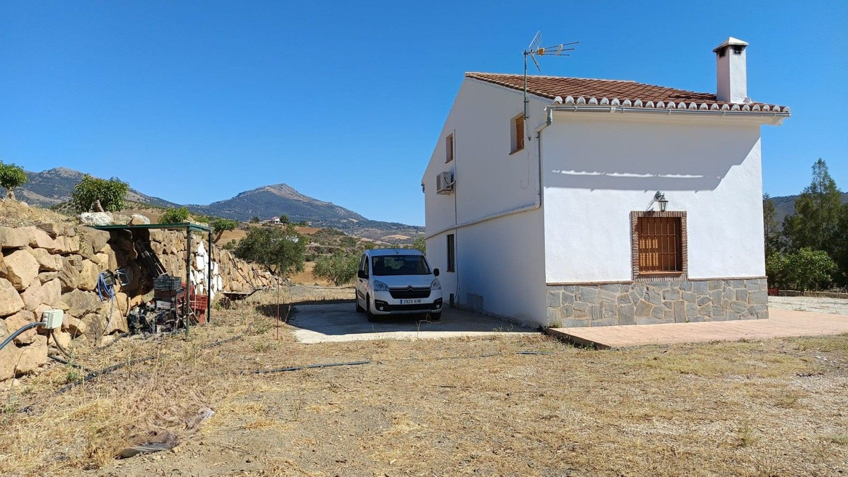 Huis te koop in Casarabonela | 2 slaapkamers H5074750