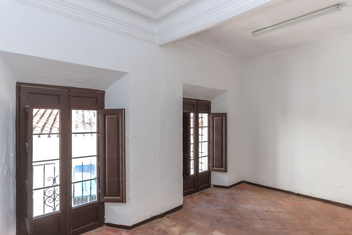 Property main view 32