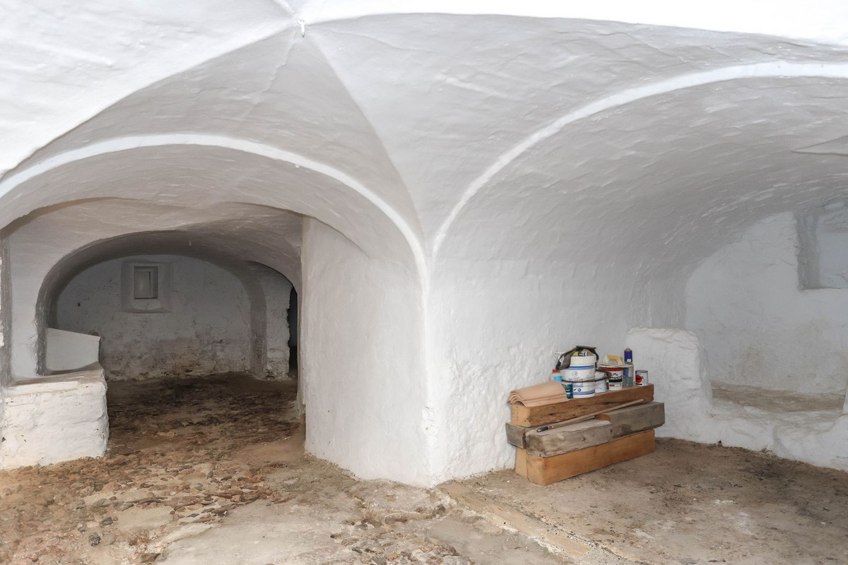 Property main view 60