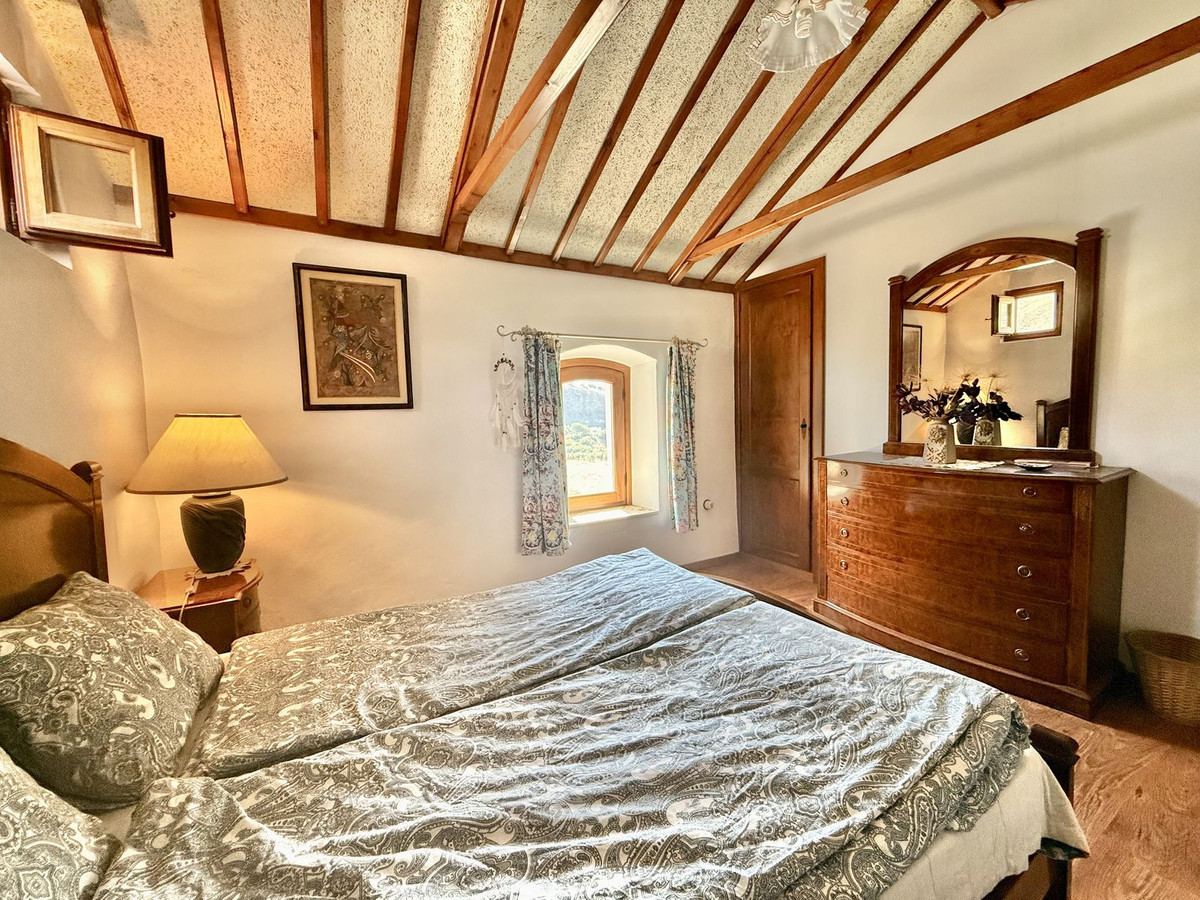 Huis te koop in Casarabonela | 3 slaapkamers H5215348