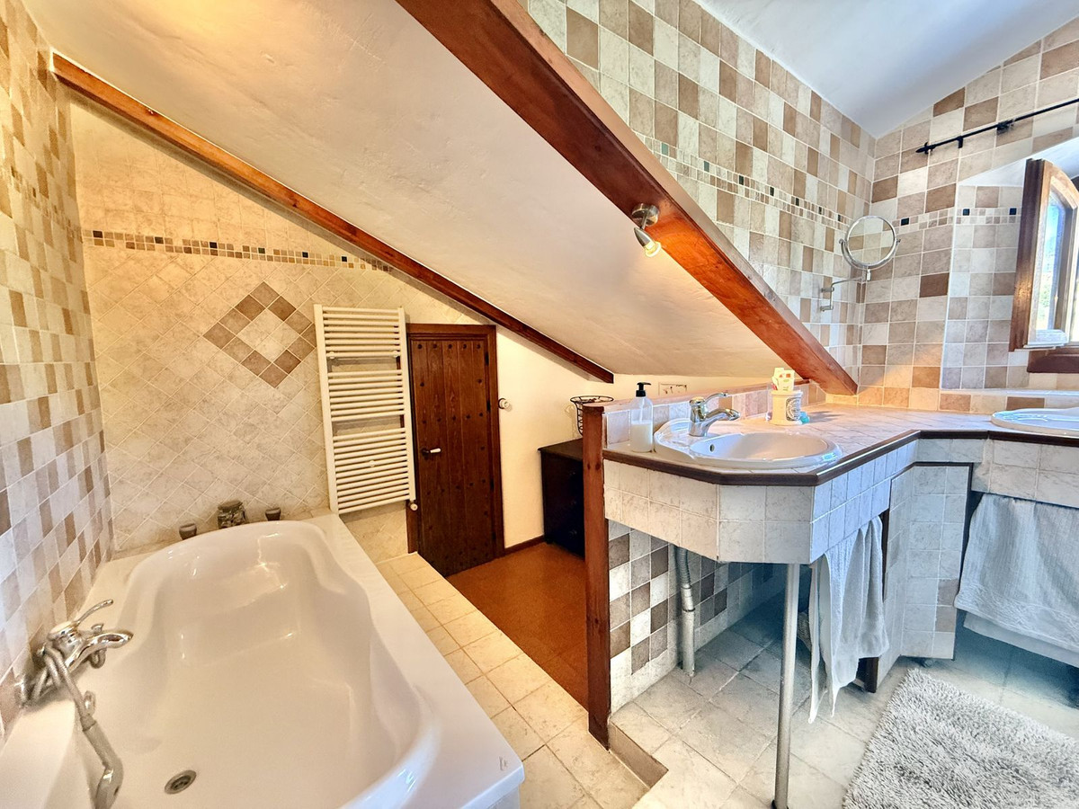 Huis te koop in Casarabonela | 3 slaapkamers H5215348