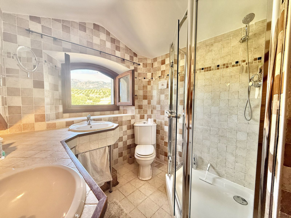 Huis te koop in Casarabonela | 3 slaapkamers H5215348