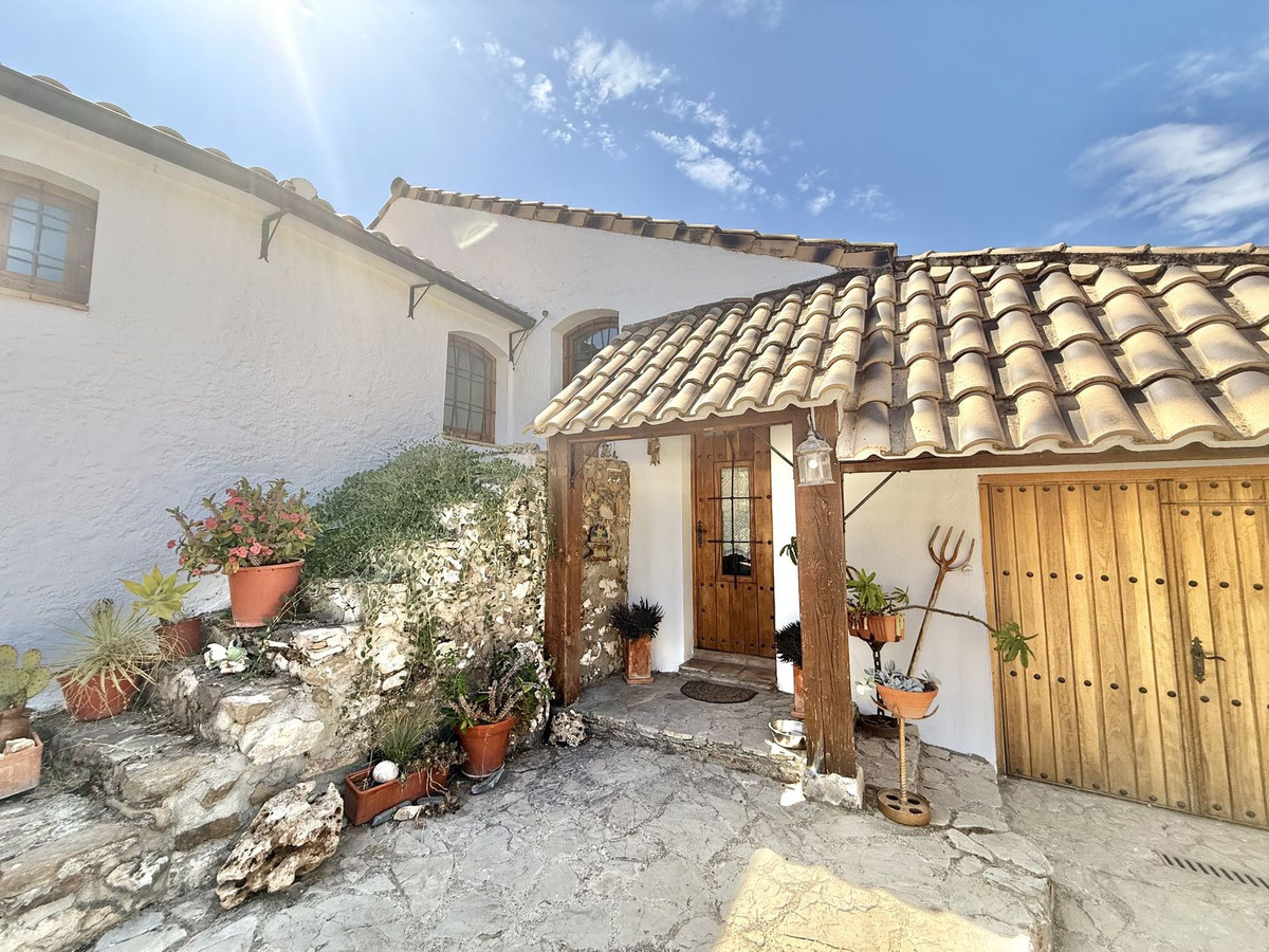 Huis te koop in Casarabonela | 3 slaapkamers H5215348