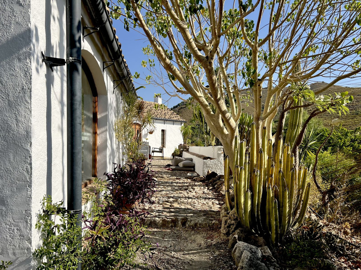 Huis te koop in Casarabonela | 3 slaapkamers H5215348