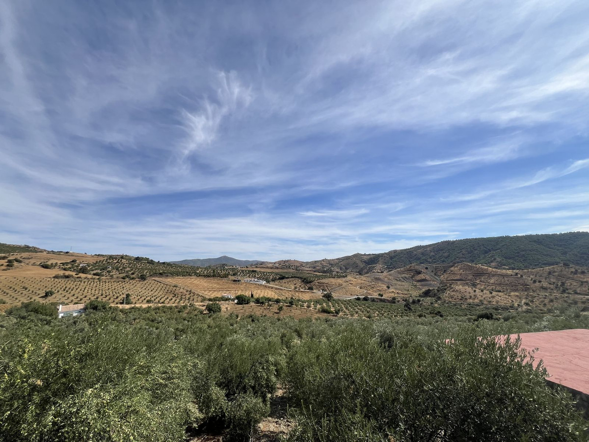 Huis te koop in Casarabonela | 4 slaapkamers H5218348