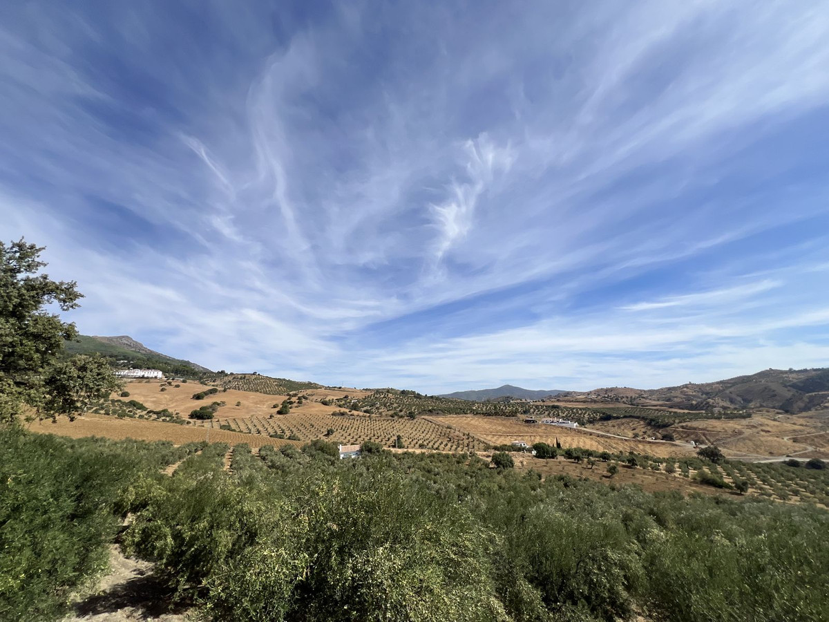 Huis te koop in Casarabonela | 4 slaapkamers H5218348