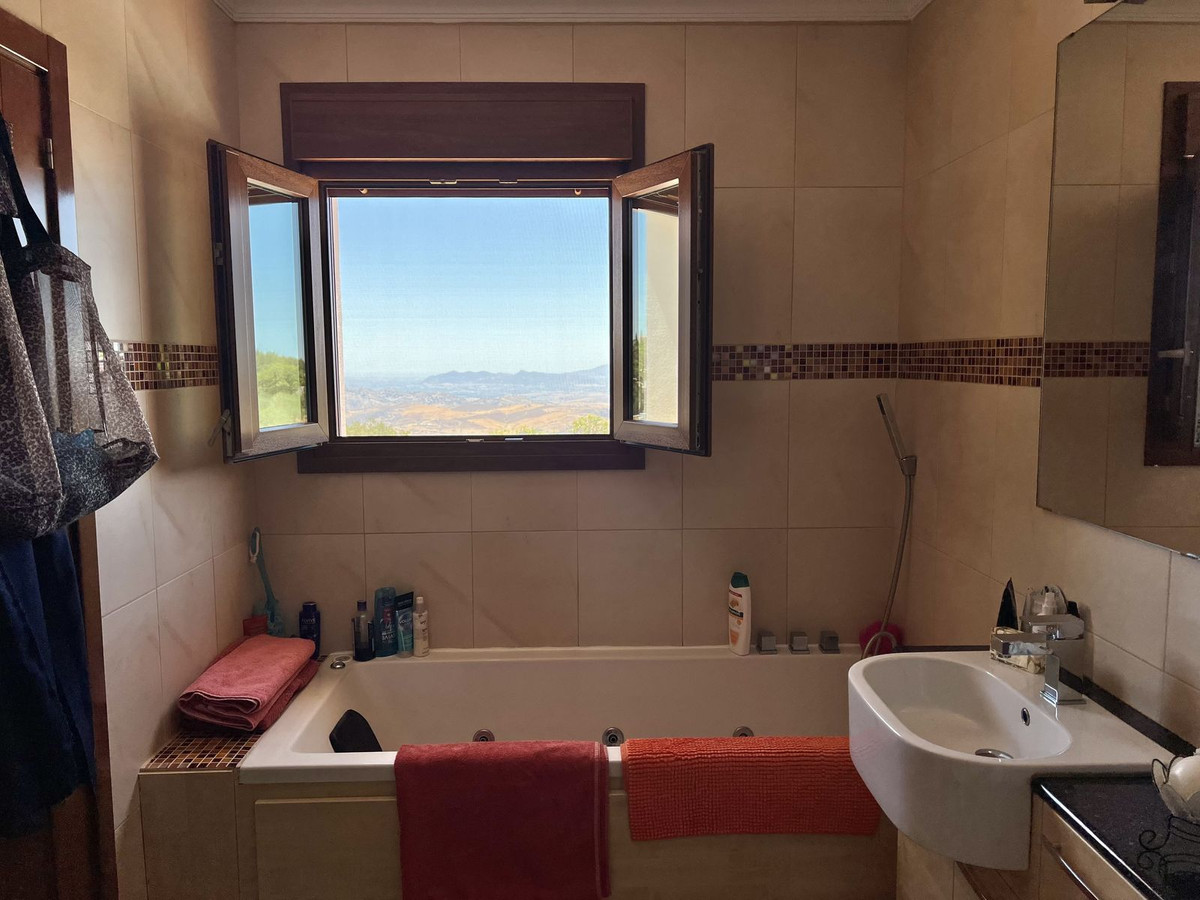 Huis te koop in Casarabonela | 3 slaapkamers H5234527