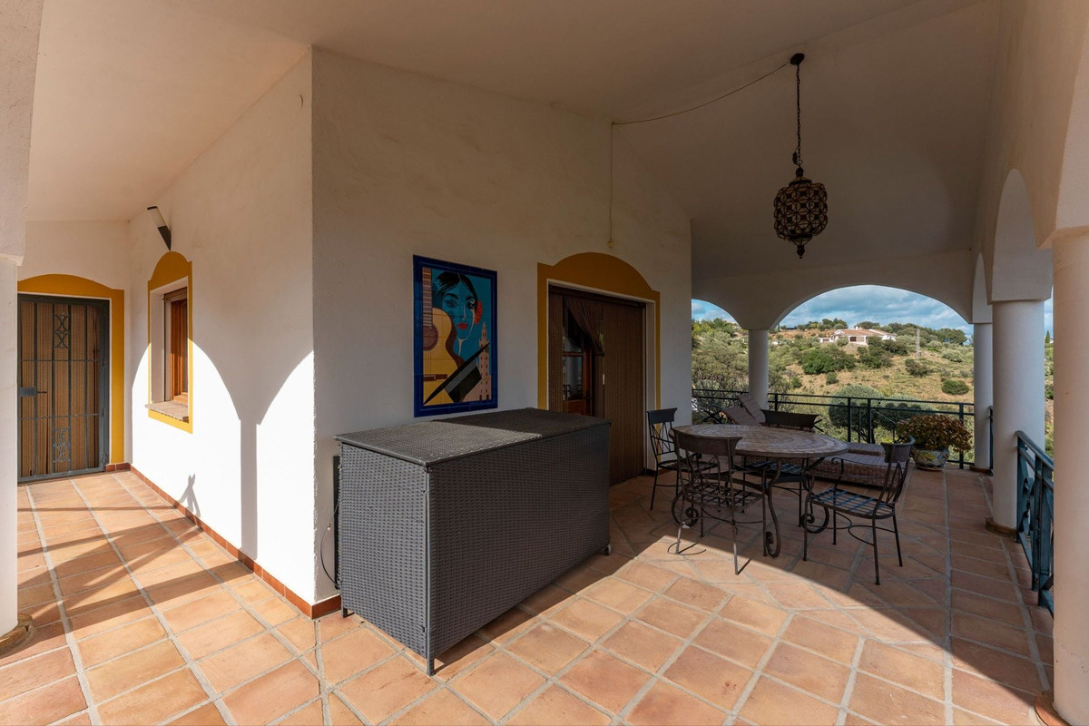 Property main view 48