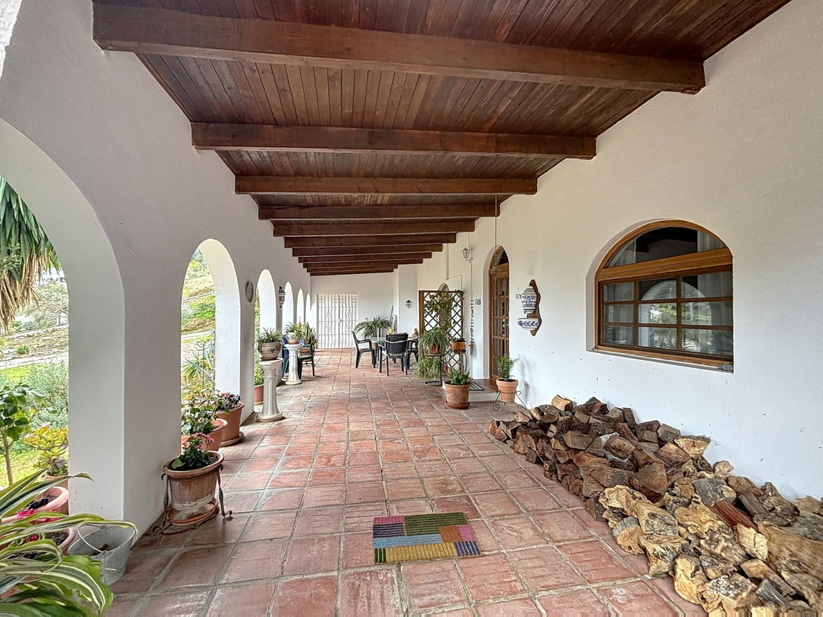 Huis te koop in Casarabonela | 6 slaapkamers H5346730