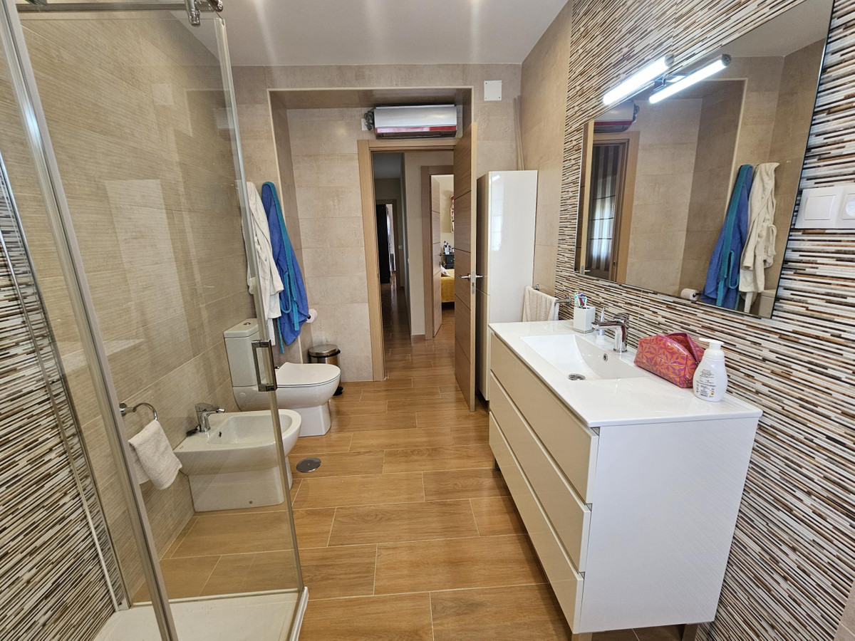 Property main view 33