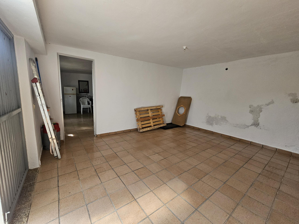 Property main view 40