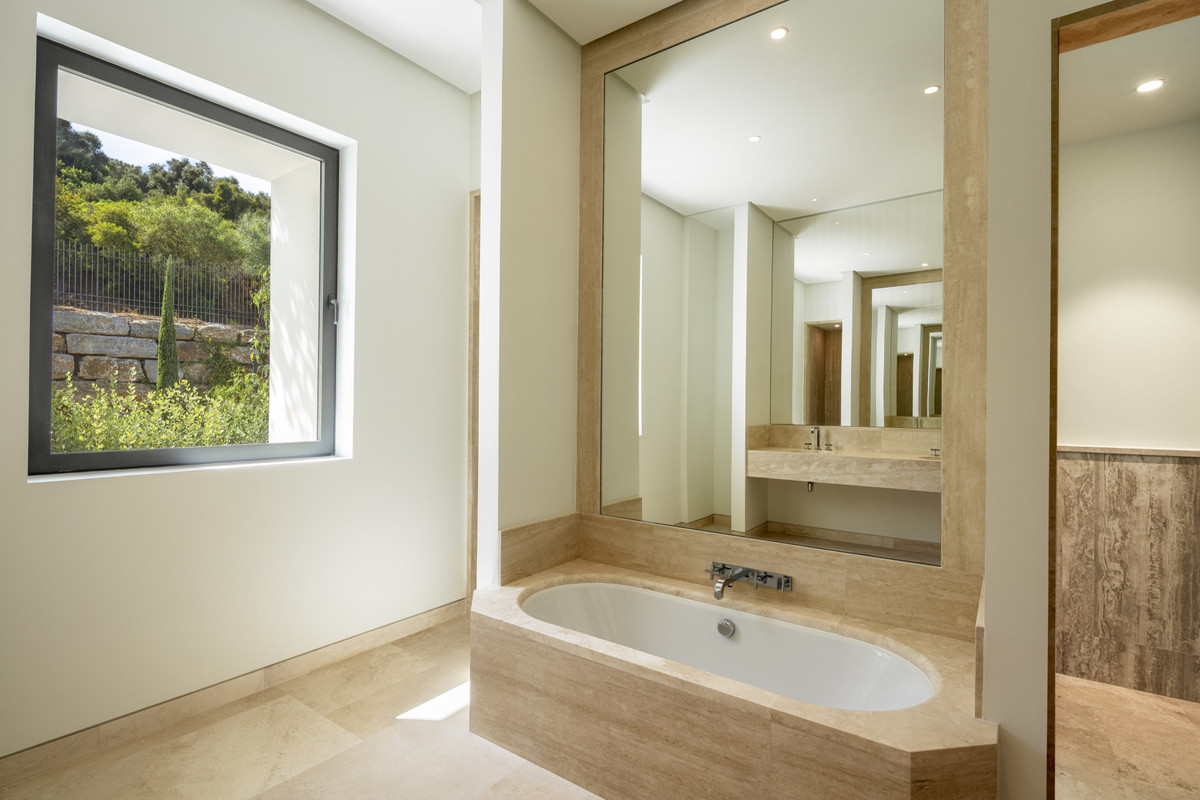 Huis te koop in Casares | 5 slaapkamers H4709353