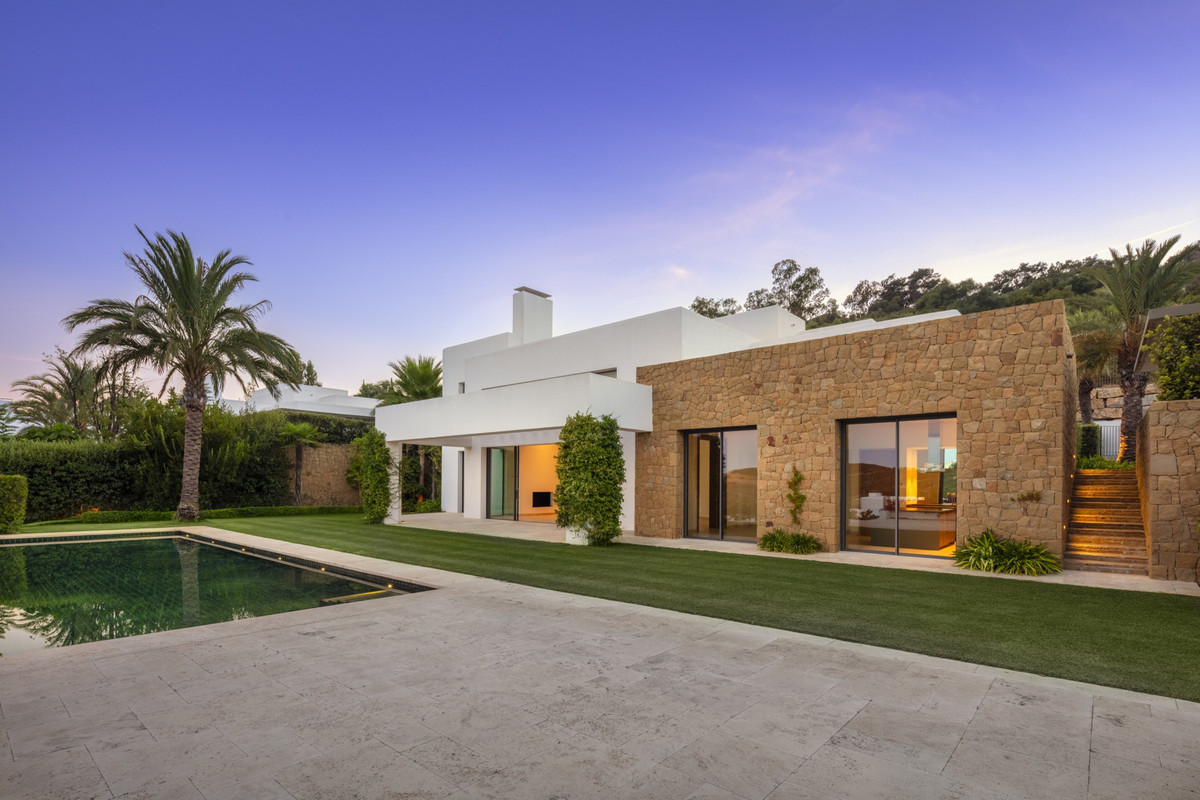 Huis te koop in Casares | 5 slaapkamers H4709353