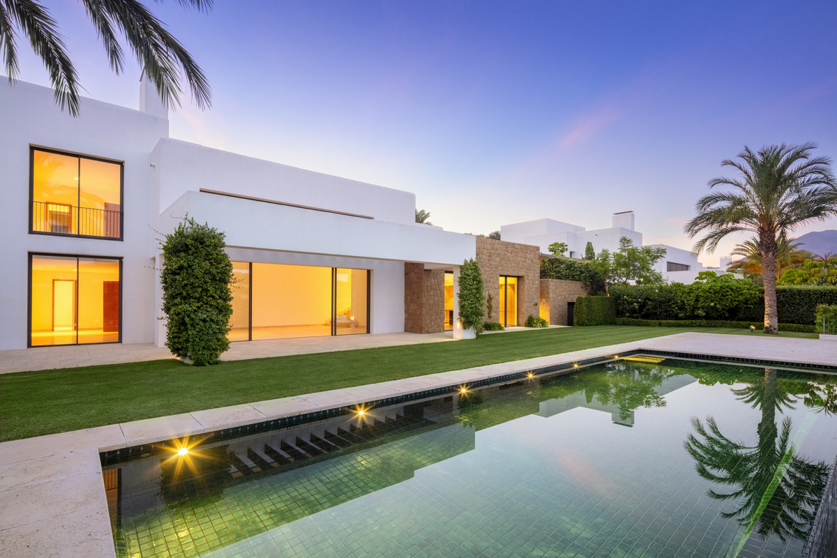 Huis te koop in Casares | 5 slaapkamers H4709353