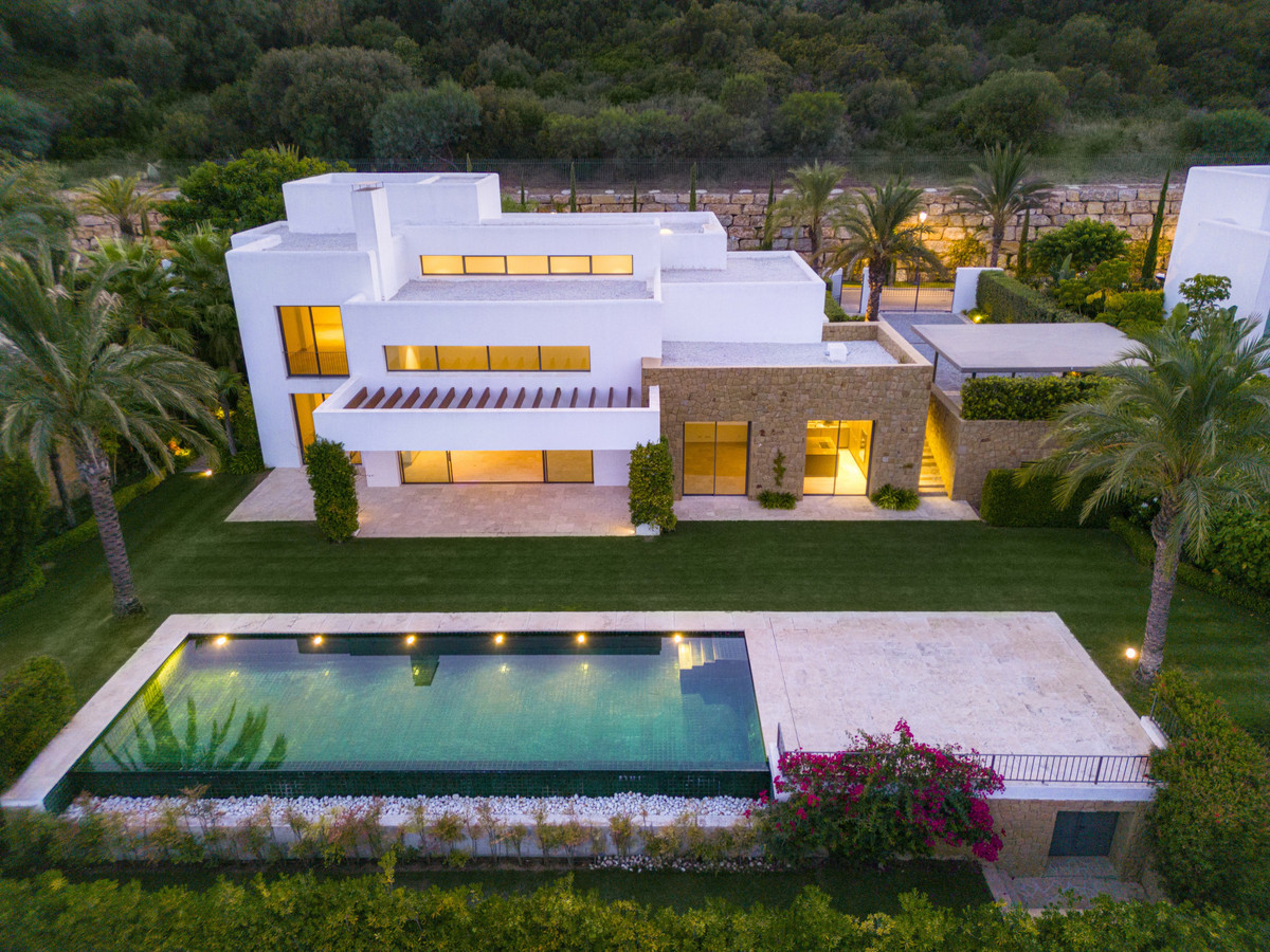 Huis te koop in Casares | 5 slaapkamers H4709353