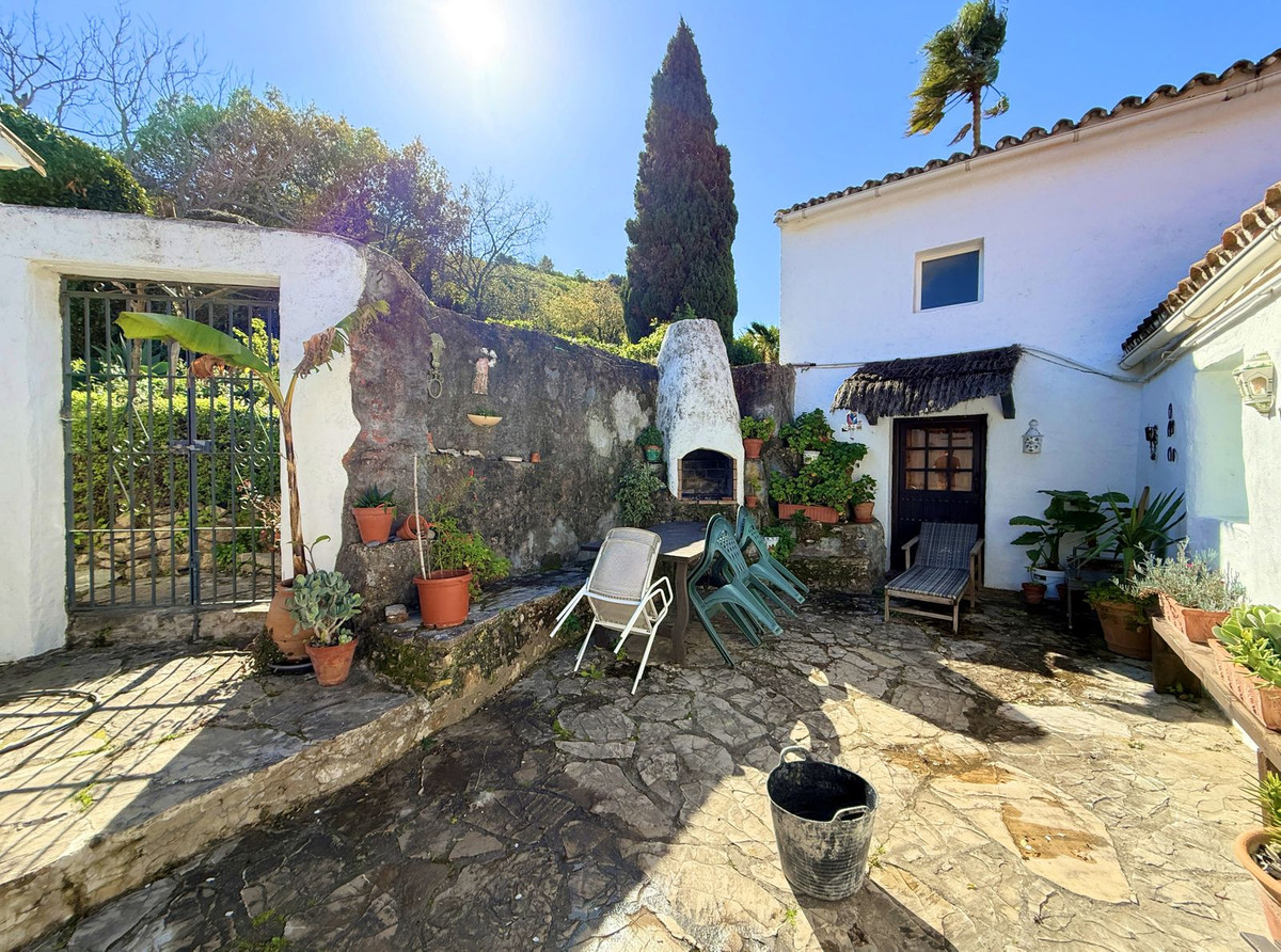 Huis te koop in Casares | 6 slaapkamers H4958020