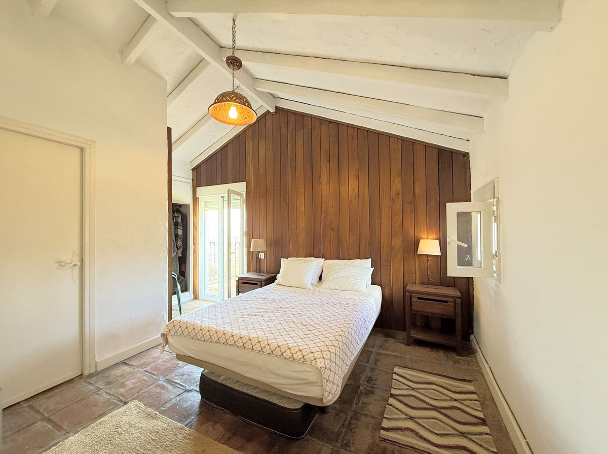 Huis te koop in Casares | 6 slaapkamers H4958020
