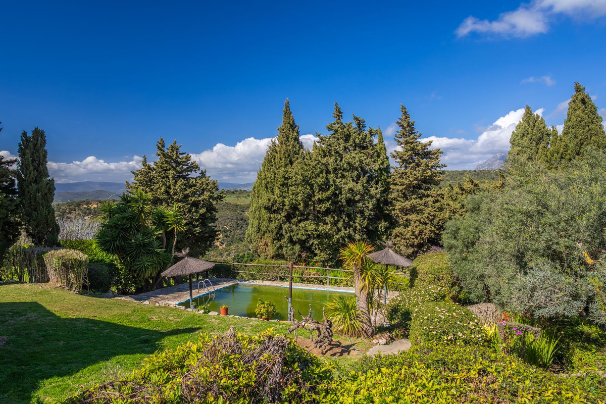 Huis te koop in Casares | 6 slaapkamers H4958020