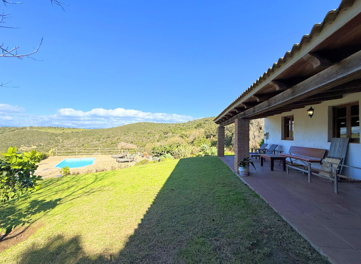 Huis te koop in Casares | 6 slaapkamers H4958020
