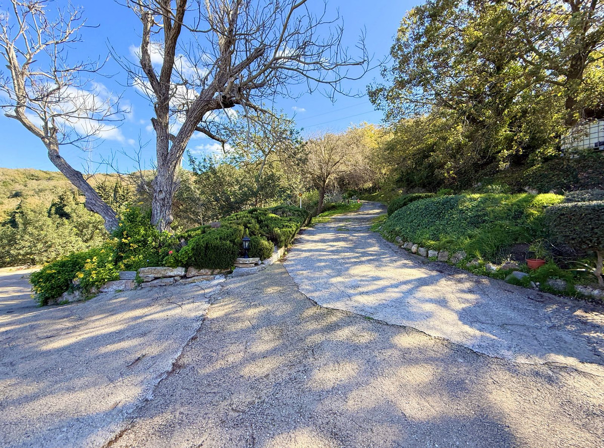 Huis te koop in Casares | 6 slaapkamers H4958020