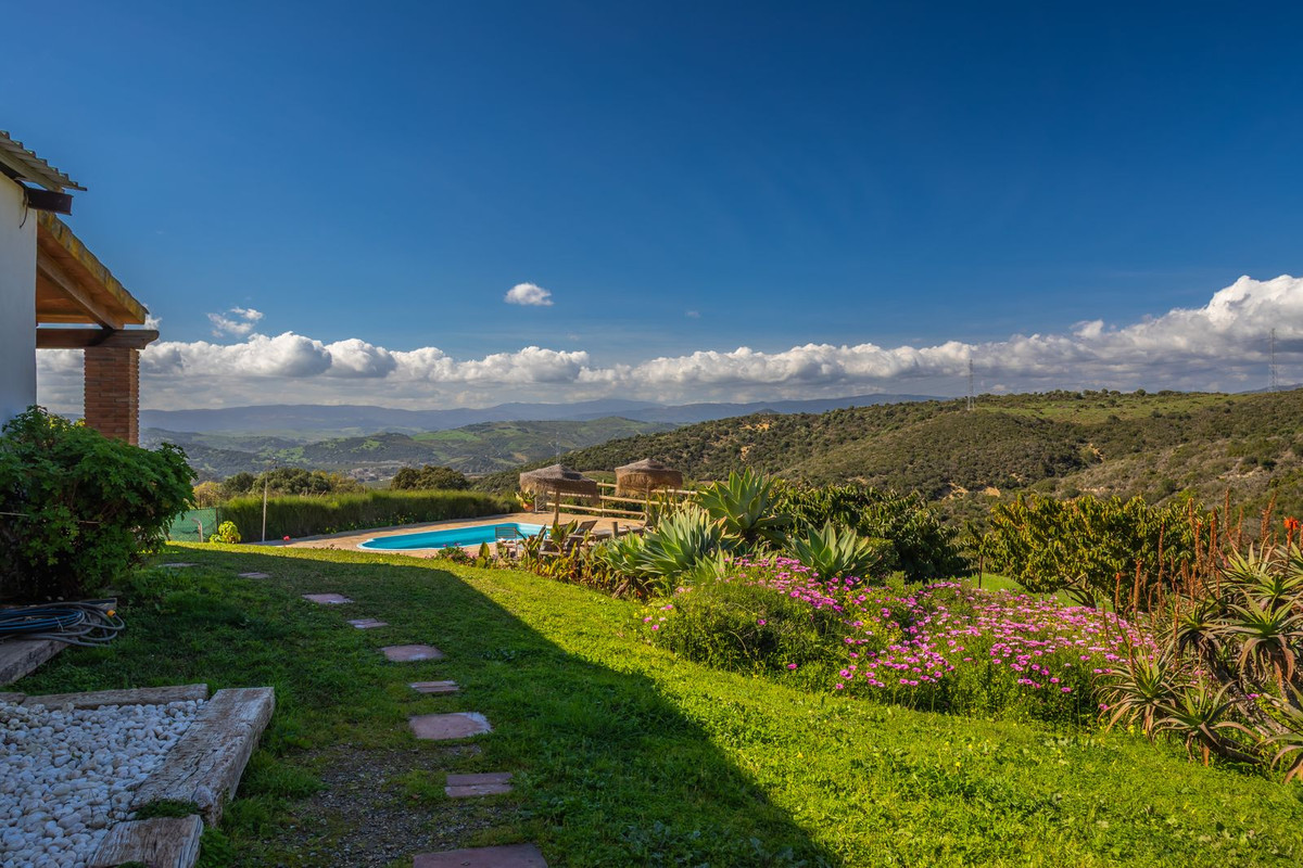 Huis te koop in Casares | 6 slaapkamers H4958020