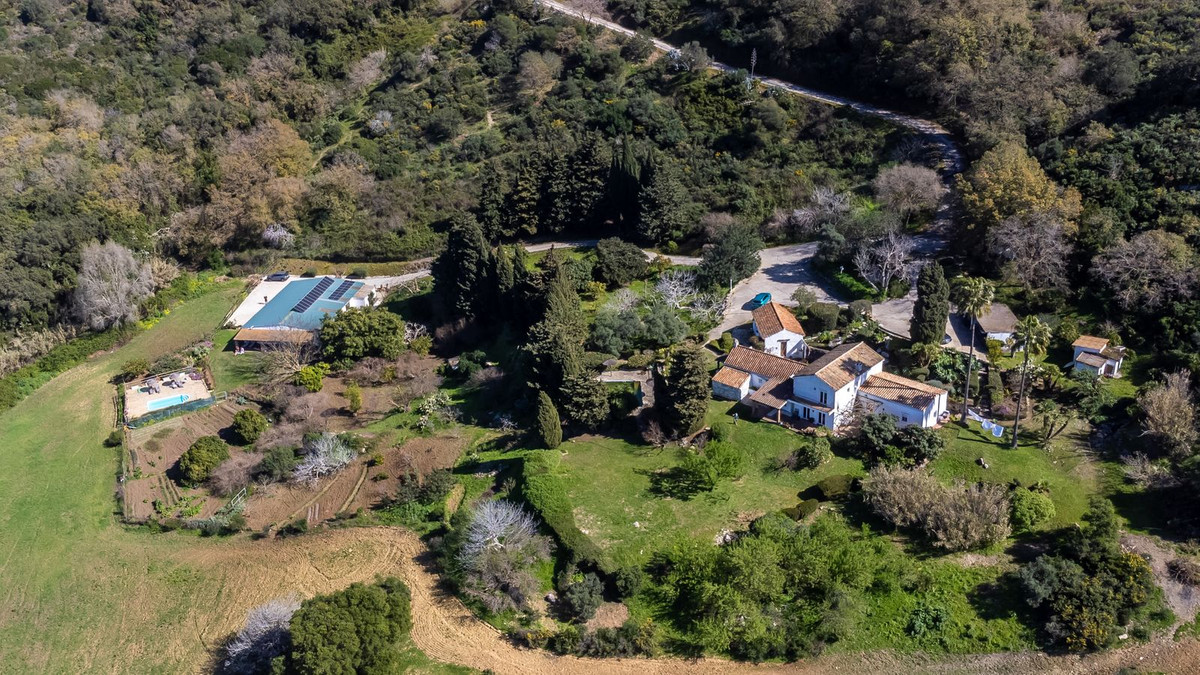 Huis te koop in Casares | 6 slaapkamers H4958020