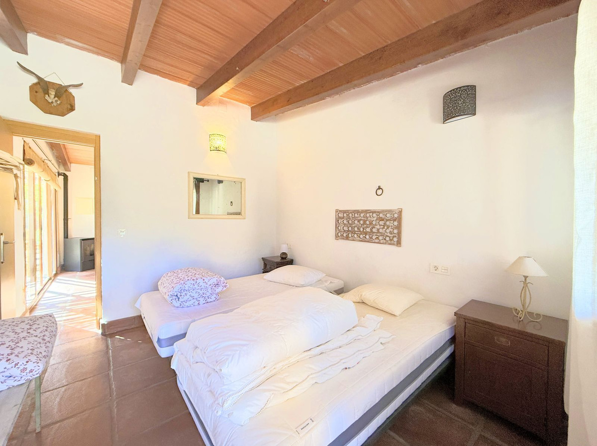 Huis te koop in Casares | 6 slaapkamers H4958020