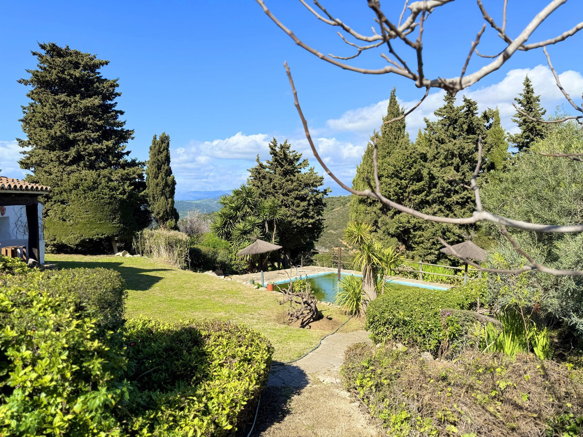 Huis te koop in Casares | 6 slaapkamers H4958020
