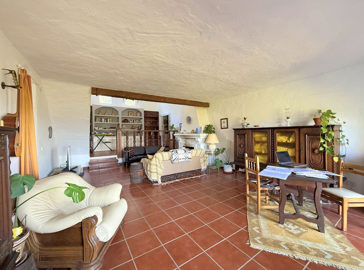 Huis te koop in Casares | 6 slaapkamers H4958020