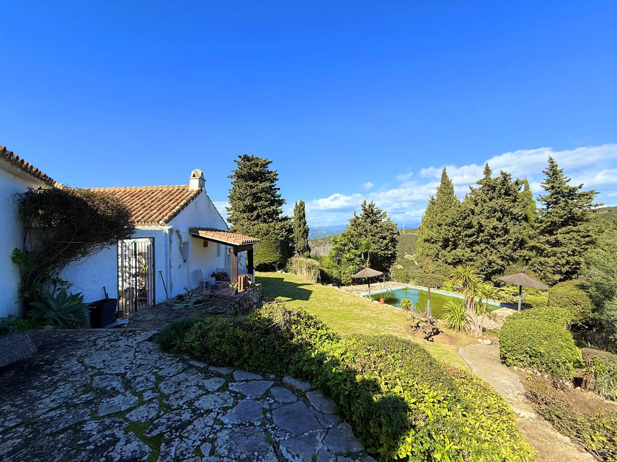 Huis te koop in Casares | 6 slaapkamers H4958020