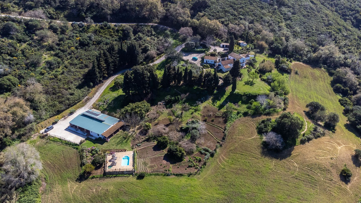 Huis te koop in Casares | 6 slaapkamers H4958020