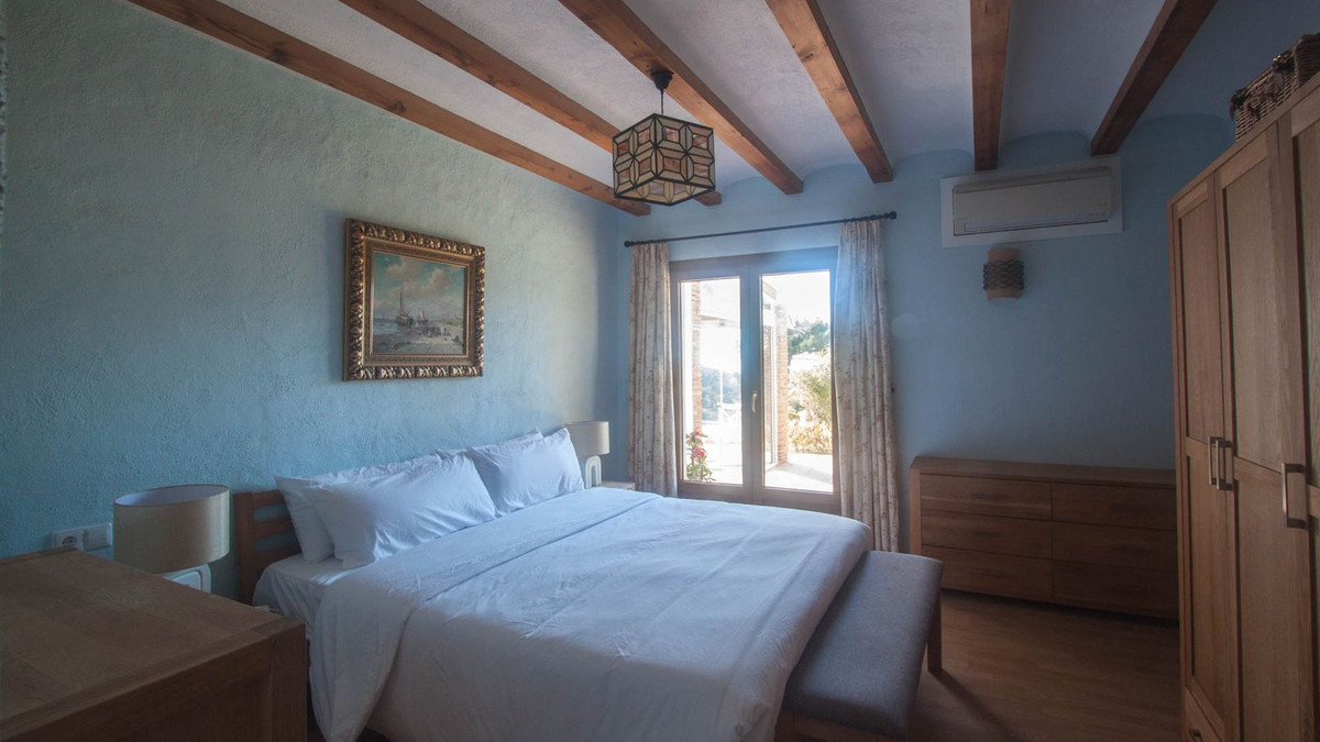 Property main view 45