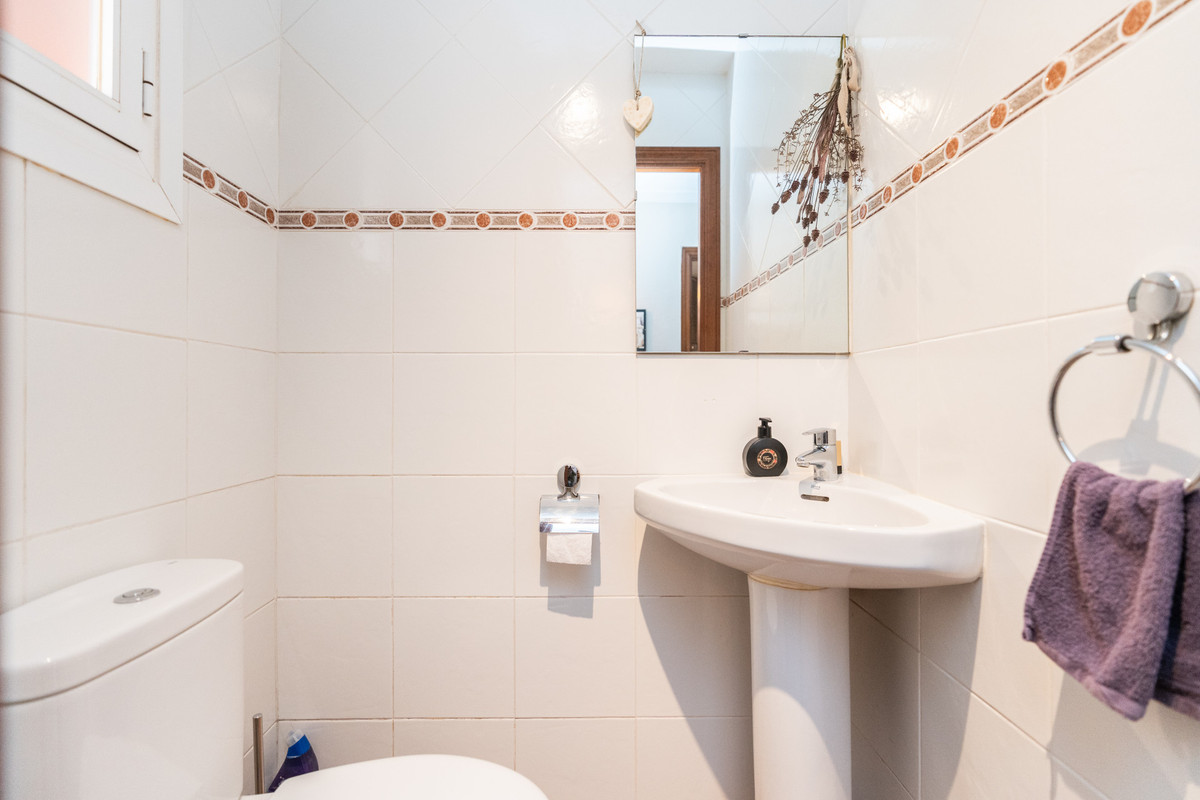 Huis te koop in Casares | 3 slaapkamers H5037166