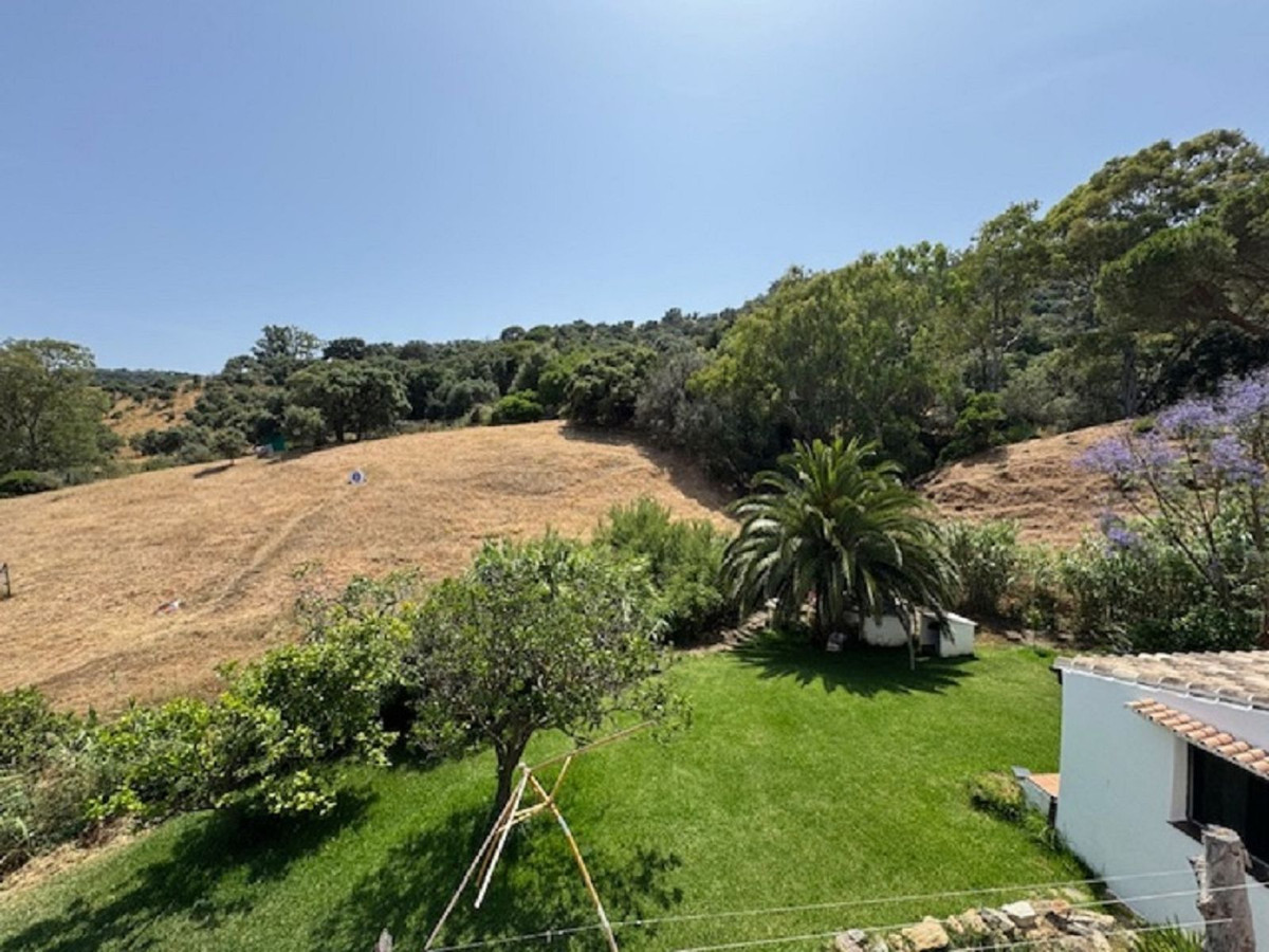 Finca - Cortijo te koop in Casares | 4 slaapkamers H5081452