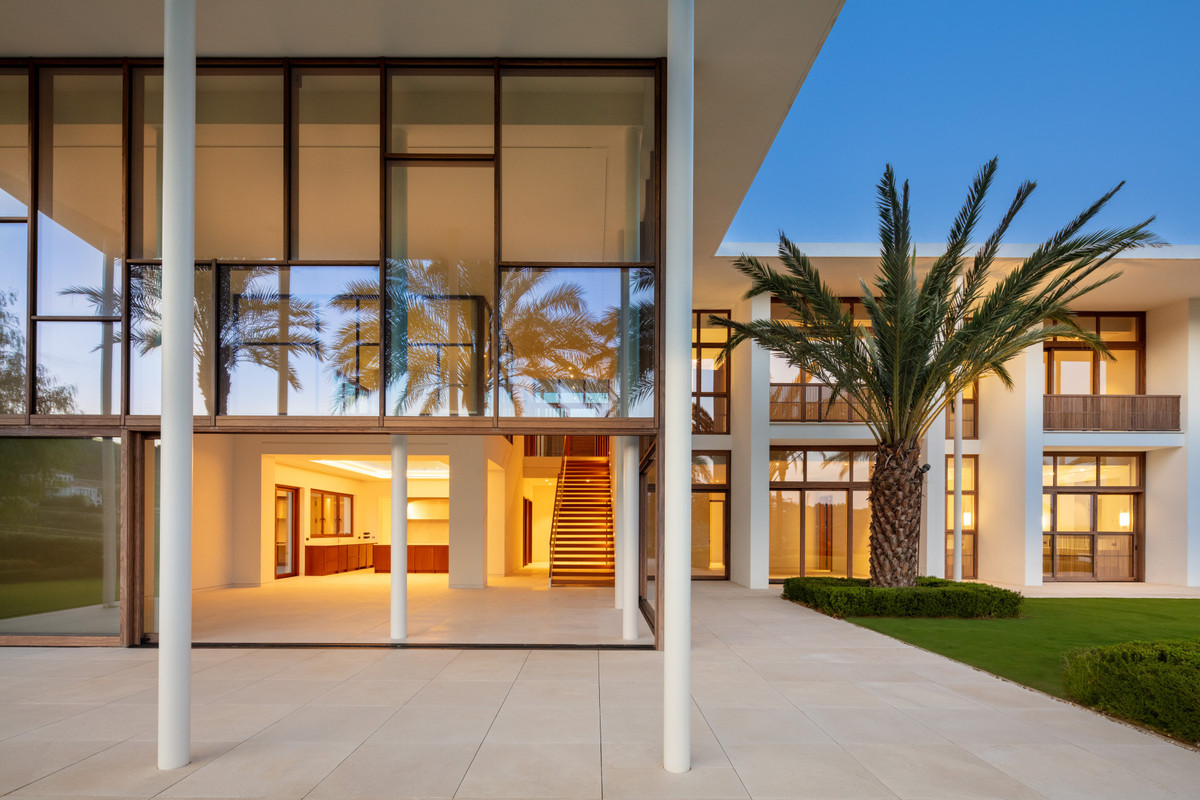 Detached Villa for sale in Casares | 6 bedrooms H5130049