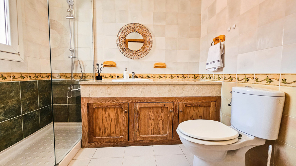 Huis te koop in Casares | 3 slaapkamers H5139130